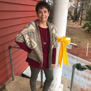 Meet your Posher, Julia